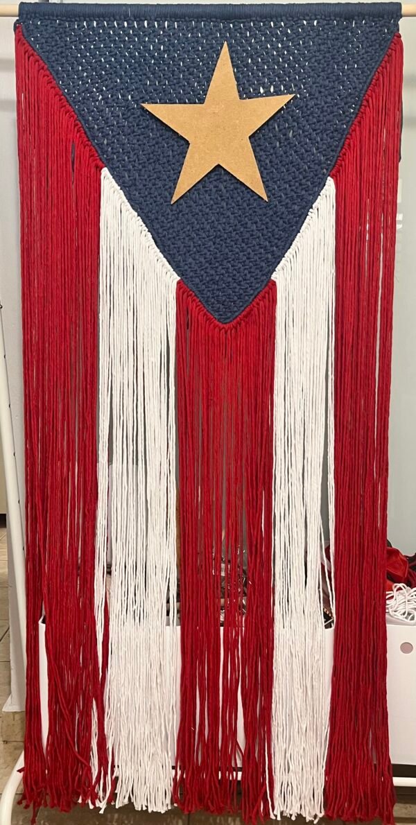 banderas_en_macrame_mayela_moreno